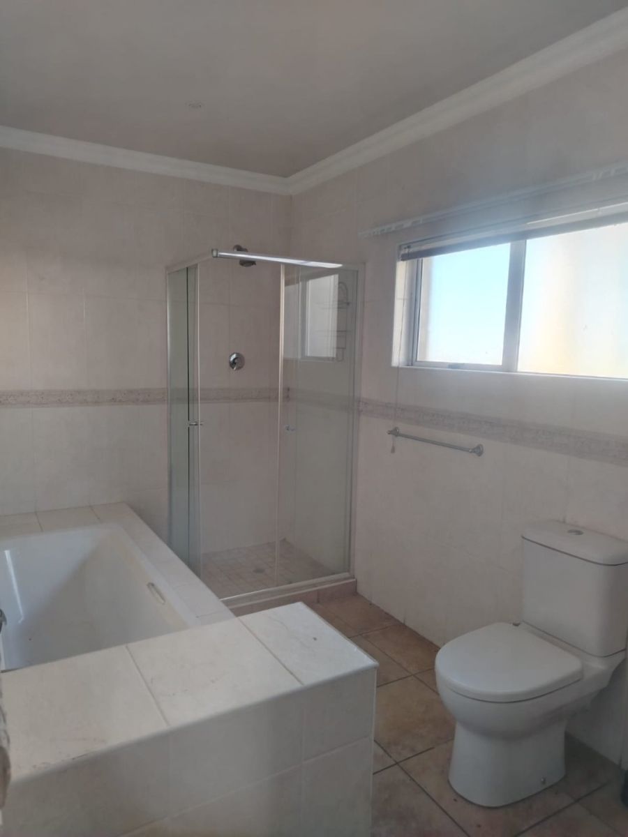  Bedroom Property for Sale in Ladybrand Free State